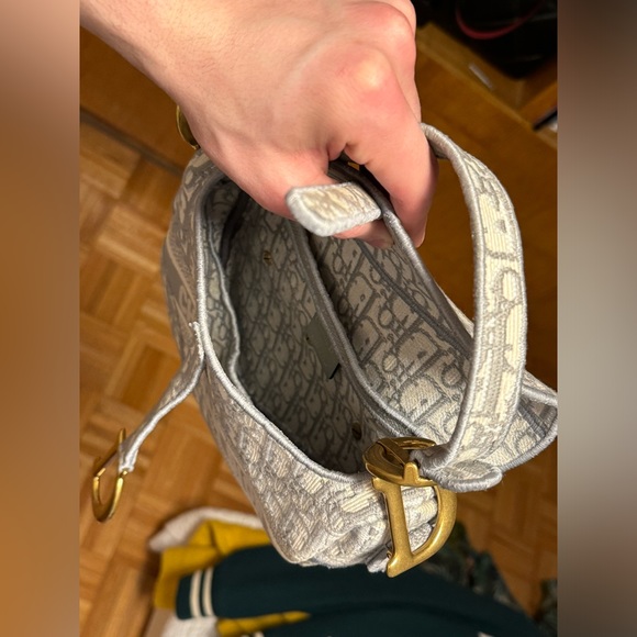 DIOR SADDLE BAG IN GREY OBLIQUE MONOGRAM - Picture 6 of 11